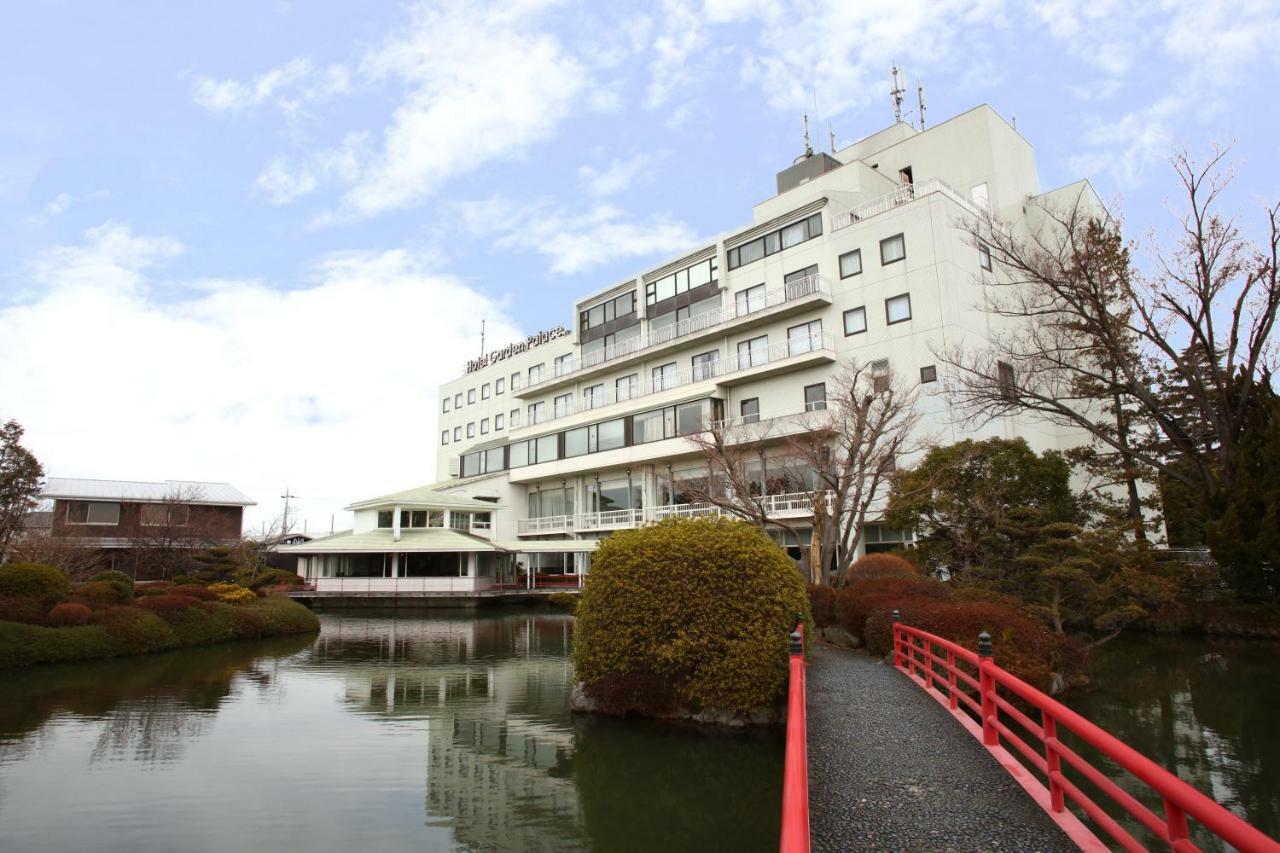Hotel Garden Palace Kumagaya Extérieur photo
